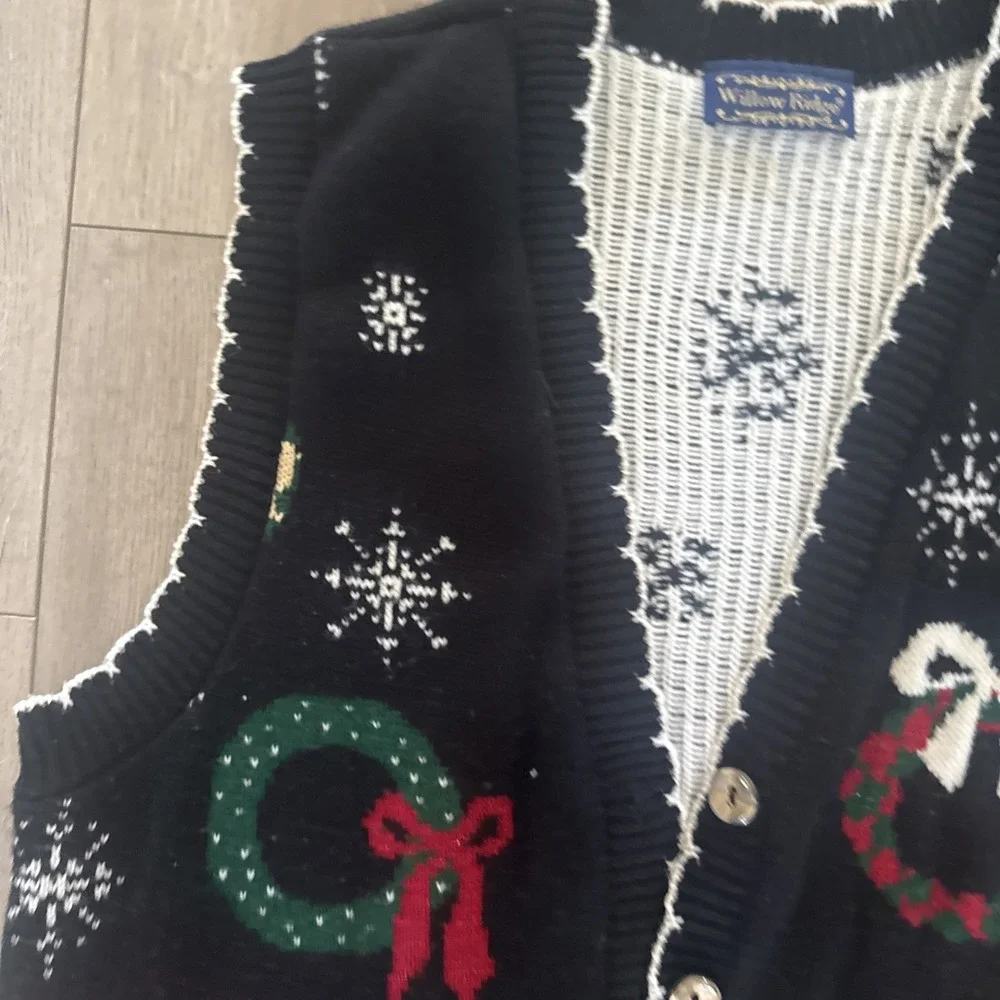 Vintage Willow Ridge Christmas Black Scalloped Wreath Wreaths Vest‎ Size 2XL??
